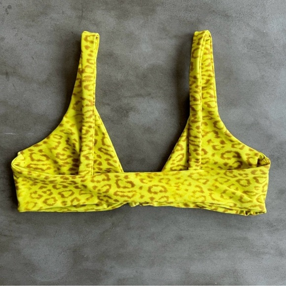 Skatie Penny Front Tie Twist Bikini Top in Tulum Leopard Print Yellow sz Small - Picture 6 of 7